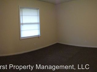 210 W Austin St, Bolivar, MO 65613