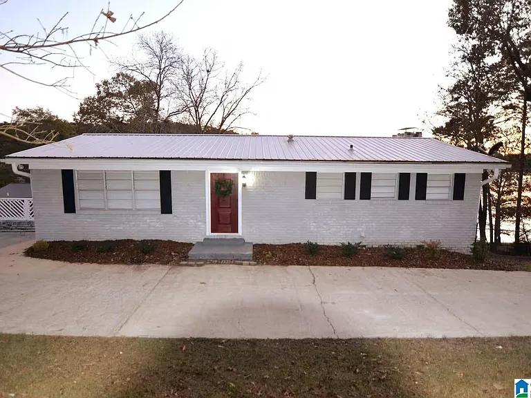 992 Clear Creek Dr — Photo 28