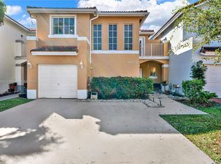 16052 SW 87th Ter, Miami, FL 33193