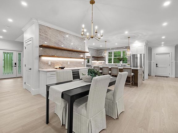 4th image of 150 Fruit St