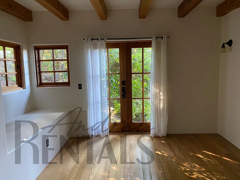 111 El Camino Real — Photo 34