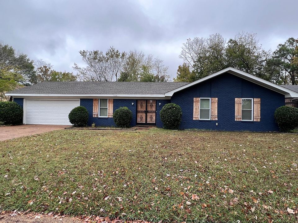 7308 Palgrave Ln - Exterior
