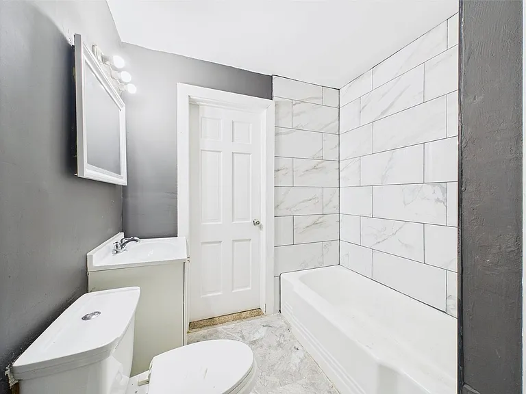 3311 Jackson Ave — Photo 9