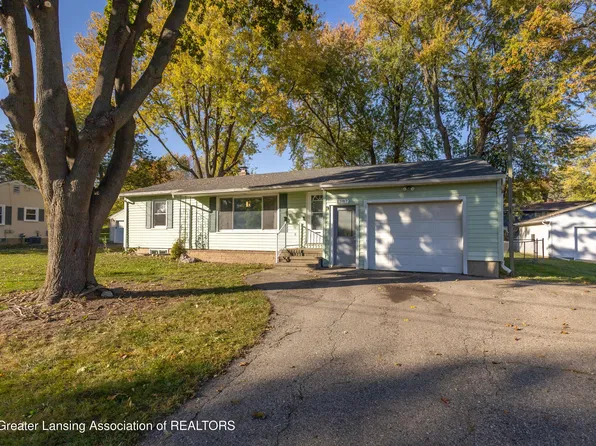 1387 Cloverleaf Rd, Lansing, MI 48906
