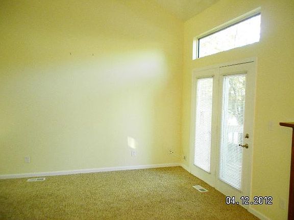 4th image of 7118 Bay View Dr
