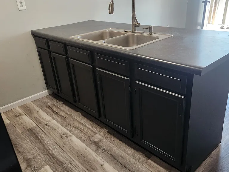 213 E Center St #B — Photo 4