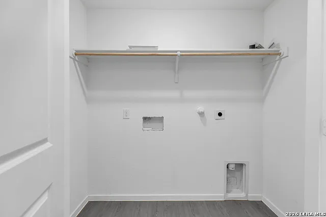 430 Sarah Way — Photo 10