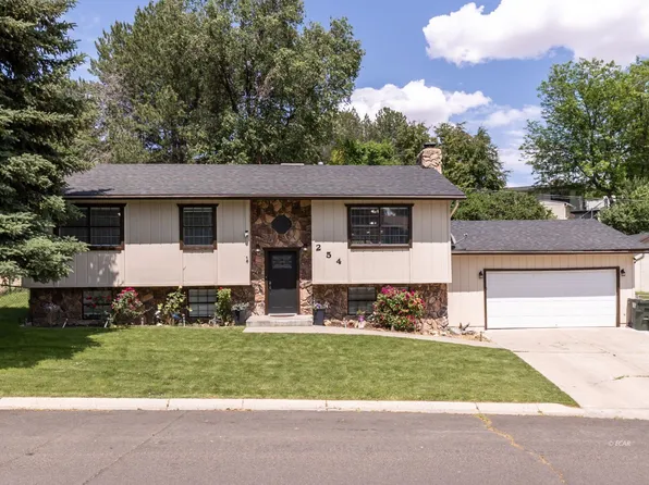 254 Keppler Dr, Elko, NV 89801