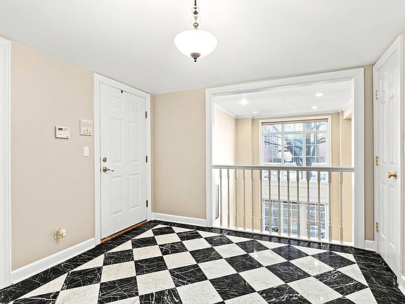 2nd image of 2335 N Bosworth Ave #1