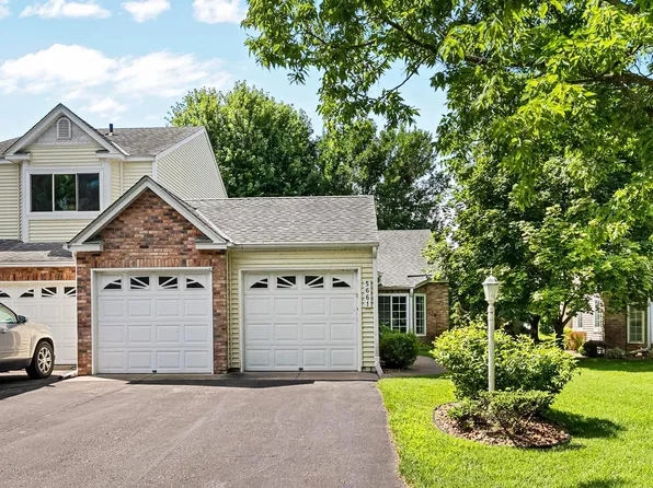 5661 Donegal Ct, Shoreview, MN 55126