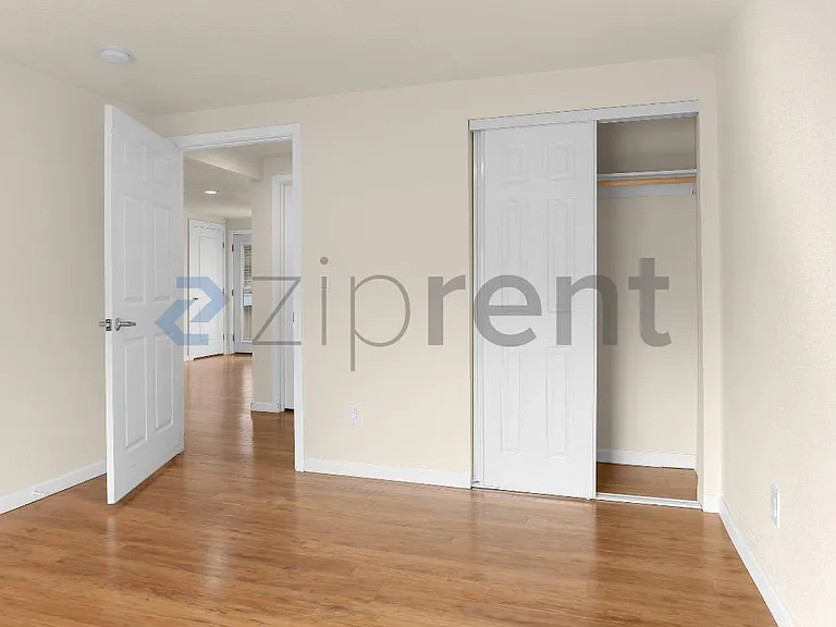 1413 12th St NE #B — Photo 12