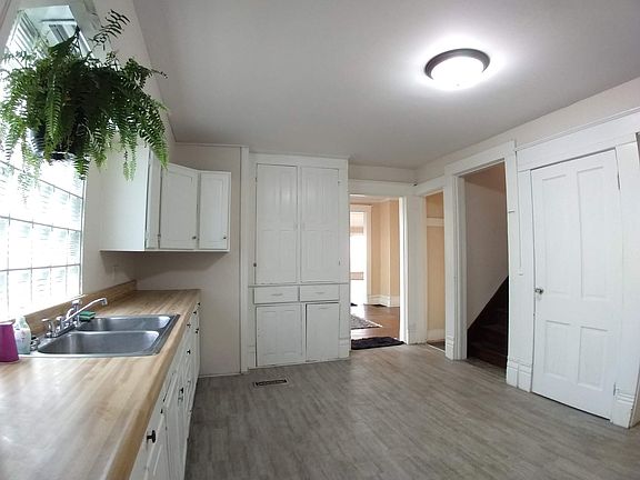 gorgeous kitchen