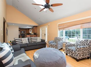 637 Amwell Rd, Hillsborough, NJ 08844