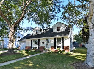 4742 79th St, Kenosha, WI 53142