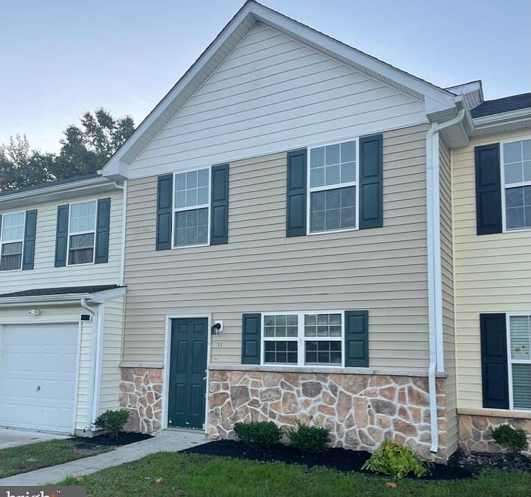 1st image of 703 Wood Duck Dr