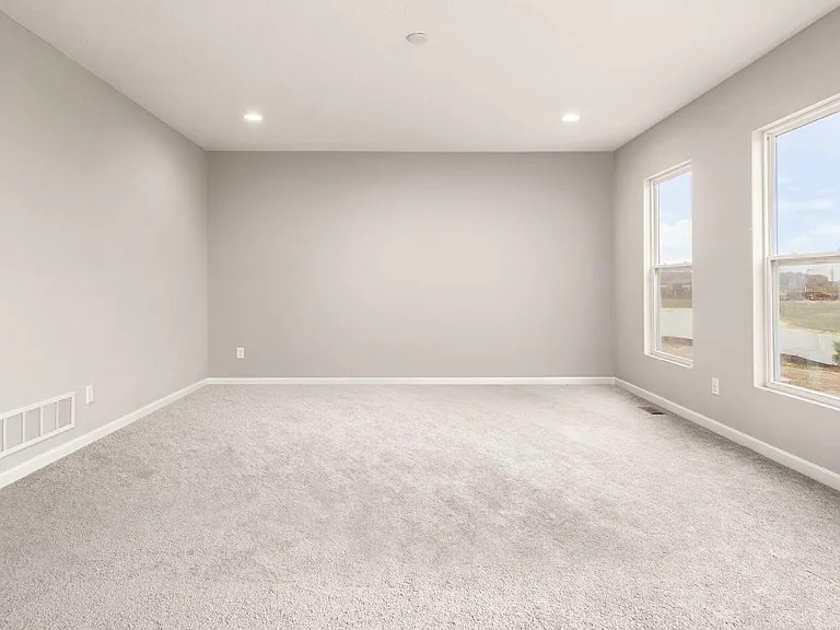 6823 Dulles Dr — Photo 13