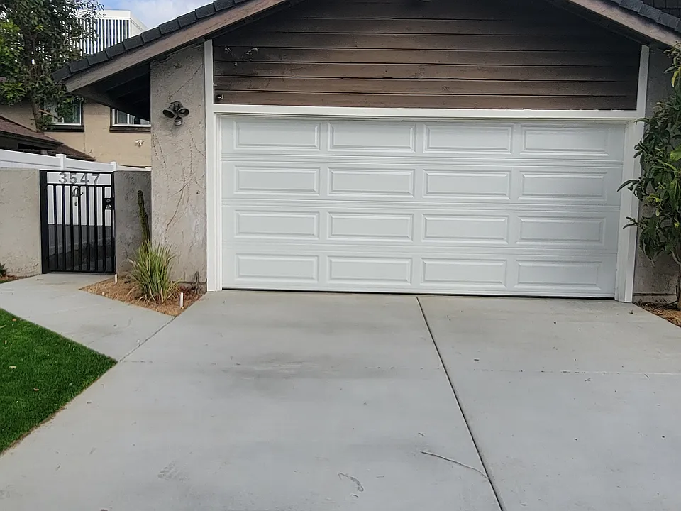 3547 W Park Balboa Ave