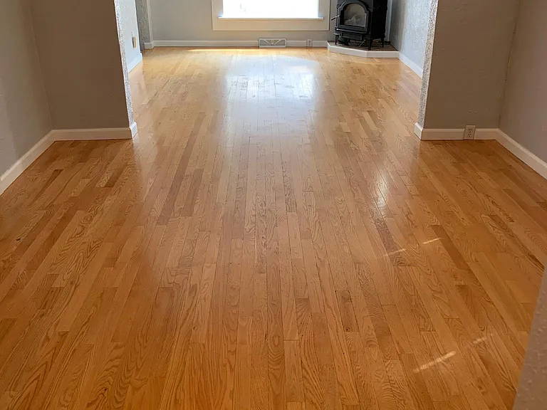 627 N Elati St — Photo 2