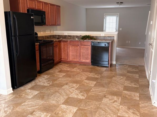 3979 Village Park Ct