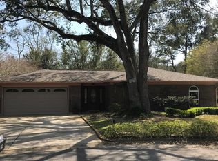 2359 Sandalwood Dr, Gautier, MS 39553