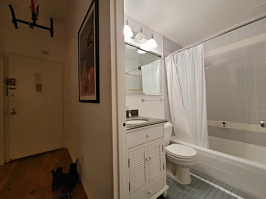 Rented by Julien Aractingi, LREB | media 23