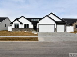748 Lucy Ln, Chubbuck, ID 83202