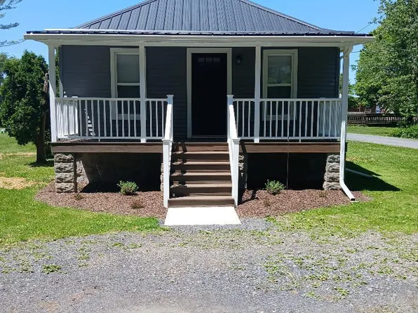 229 Frederick St, Mill Hall, PA 17751
