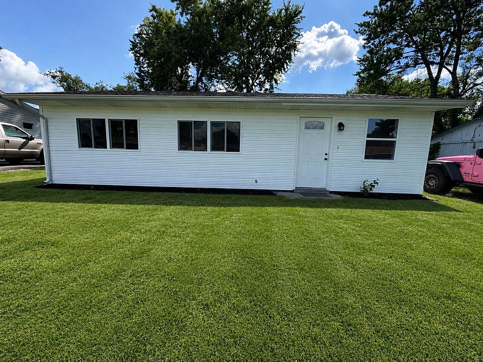 1st image of 1105 Spruce Dr