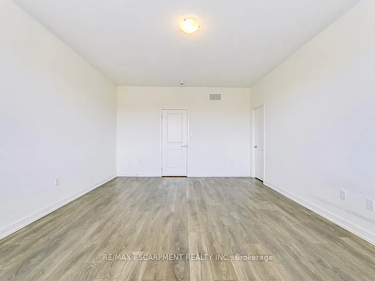 209 Fowley Dr — Photo 24