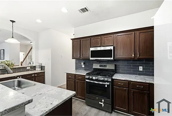 1410 Katie Lynch Dr — Photo 10