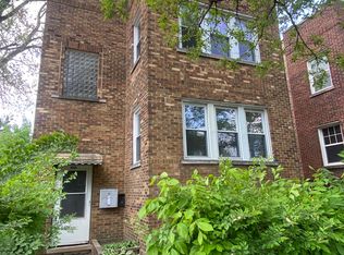 3035 W Addison St #1, Chicago, IL 60618