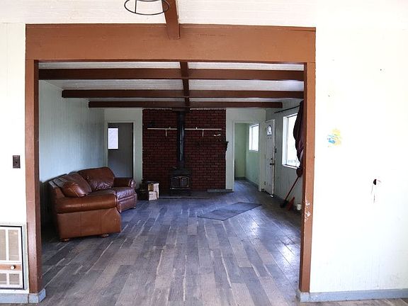 5th image of 16267 Goldbug Rd