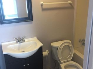 382 Lawn St APT 1, Pittsburgh, PA 15213