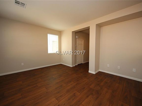 5th image of 332 Copper Pine Ave