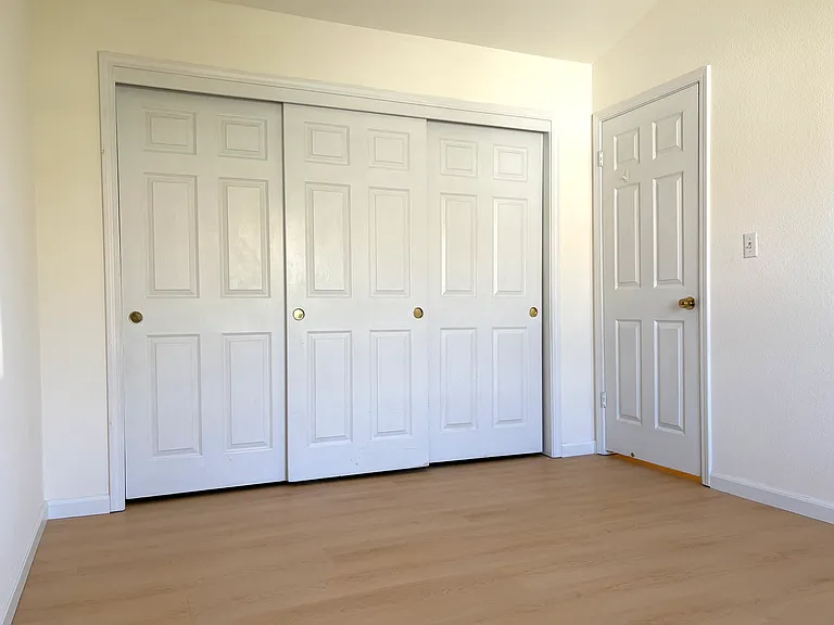 Guest Bedroom #1 Spacious Wall-to-Wall Closet