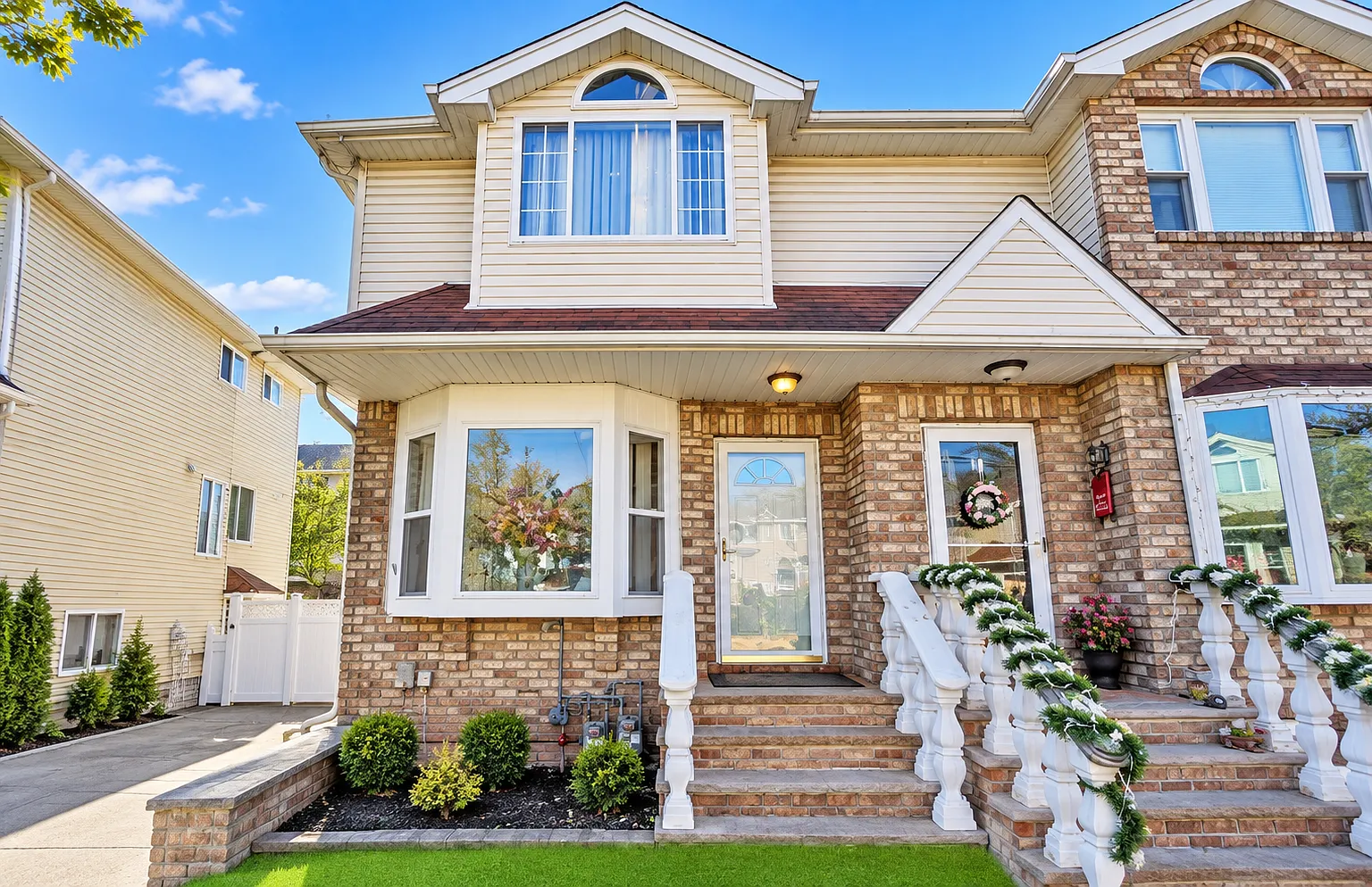 3 bed, 2.5 bath, $3,200 — Photo 1