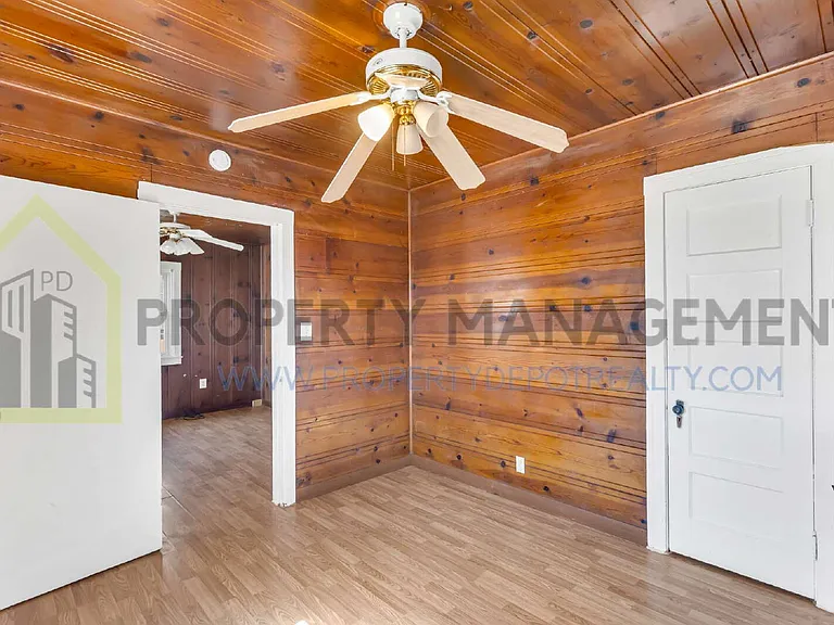 6313 24th St — Photo 11