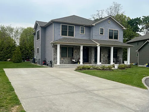 23 Caruso Way Photo 1