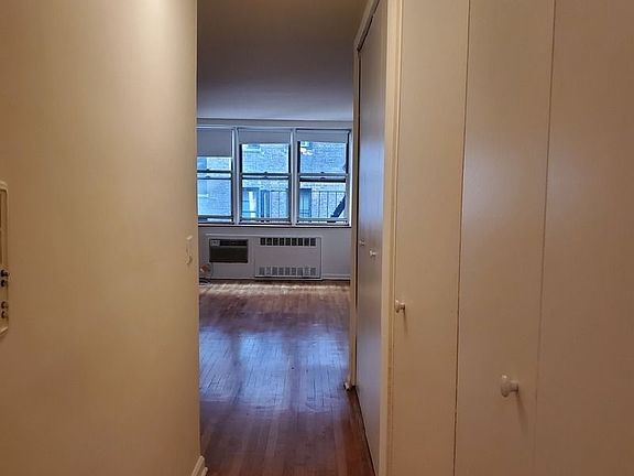 3rd image of 1380 1st Ave #A2