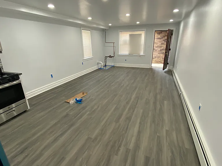420 Saint Lawrence Ave #1 — Photo 6