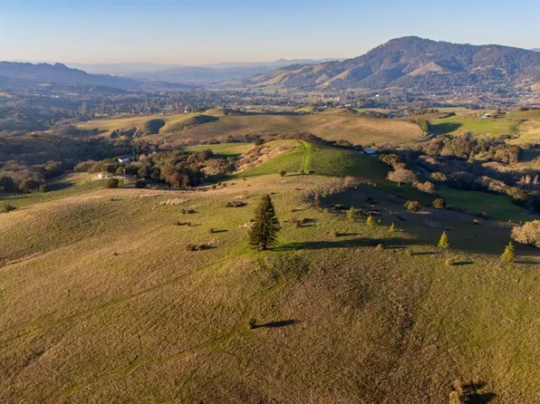 5291 Sonoma Mountain Road, Santa Rosa, CA 95404
