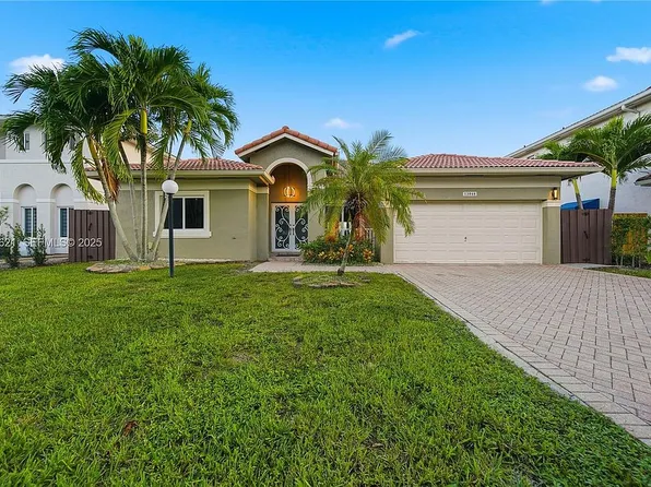 13048 SW 136th Ter, Miami, FL 33186