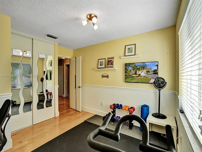 700 NW 158th Ln — Photo 32