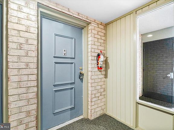 3rd image of 10000 Stedwick Rd APT 104