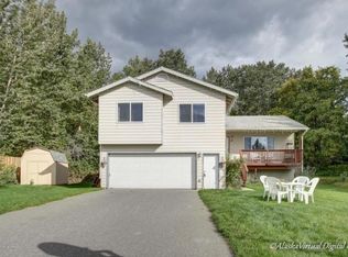 785 N Cascade Ct, Palmer, AK 99645