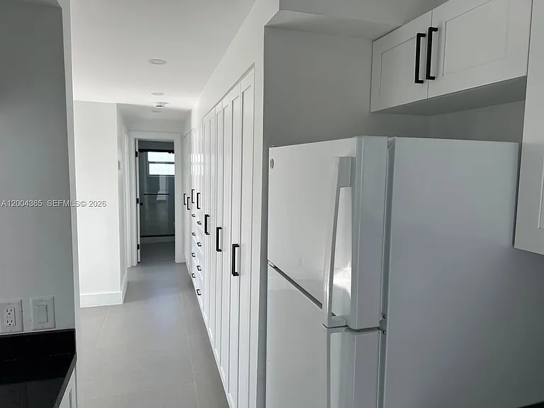 360 Meridian Ave #3E — Photo 13