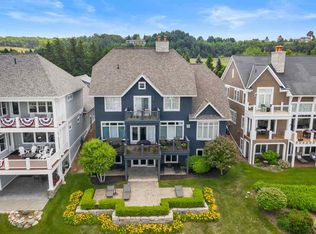 872 Bluffs Ct, Bay Harbor, MI 49770