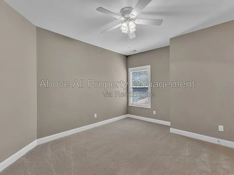 8313 Henderson Rd — Photo 42