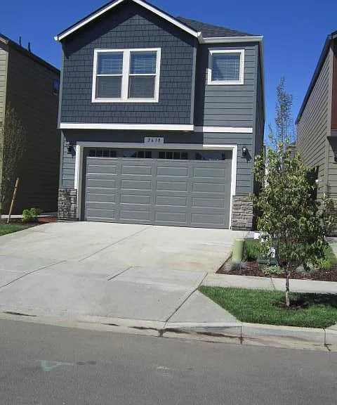 2630 NE 131st Ave — Photo 1