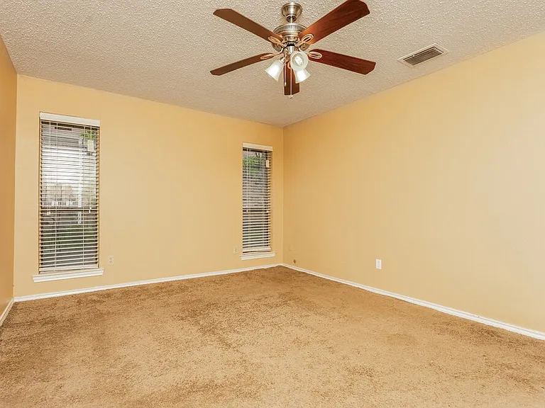 3239 Wichita Dr — Photo 9